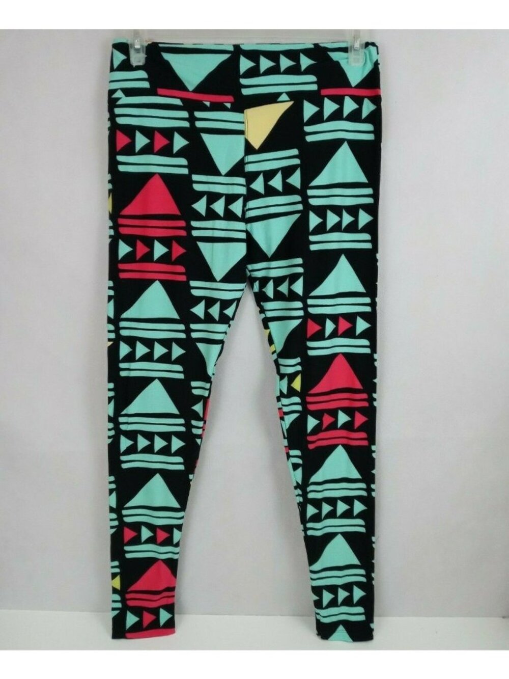 New LuLaRoe Tall & Curvy Leggings Black With Green, Yellow, & Pink Shapes Design
